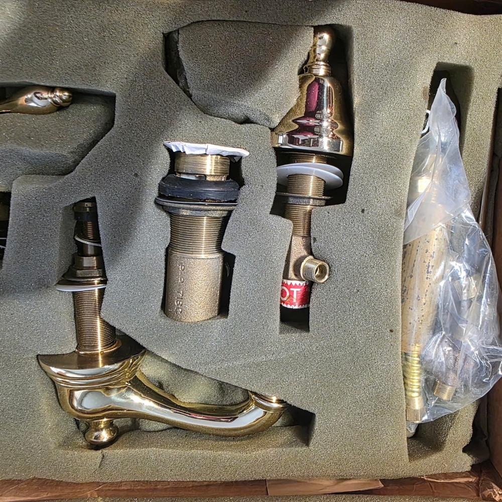 Elegant antique solid brass Bathroom Faucet Set